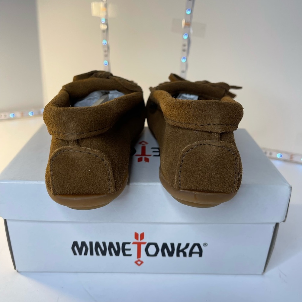 Youth Minnetonka Moccasin Shoes - Picture 3 of 6
